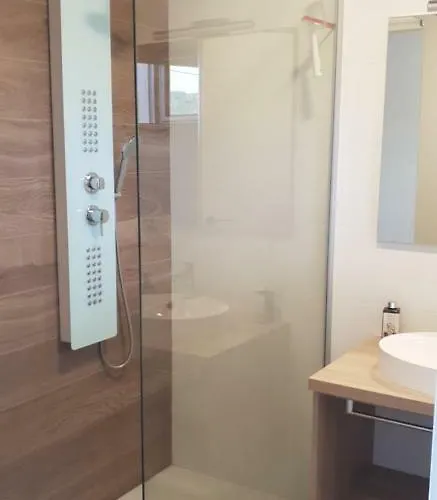 Lägenhet Sea Melody Lopar